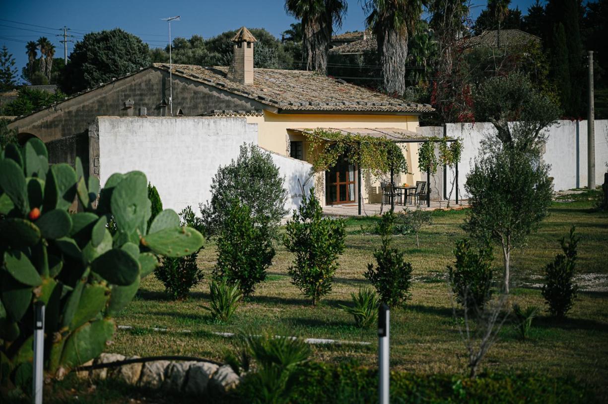 La Bouganville Avola Exterior foto